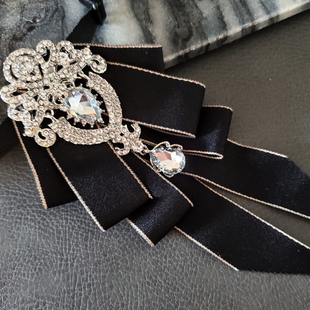 NEW England Prince Crystal Bow tie Groom wedding - Picture 3 of 8